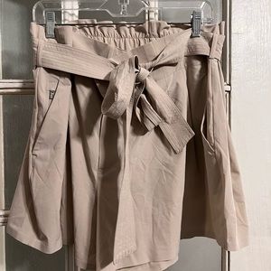 NWOT Athleta Paper Bag Shorts